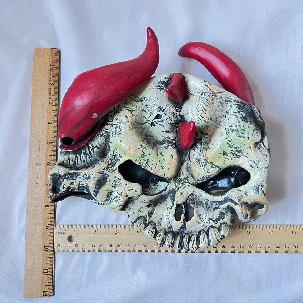 Vintage DISGUISE Devil Skull Horror Mask Red Horns Halloween Child Size 2004 - Picture 8 of 9